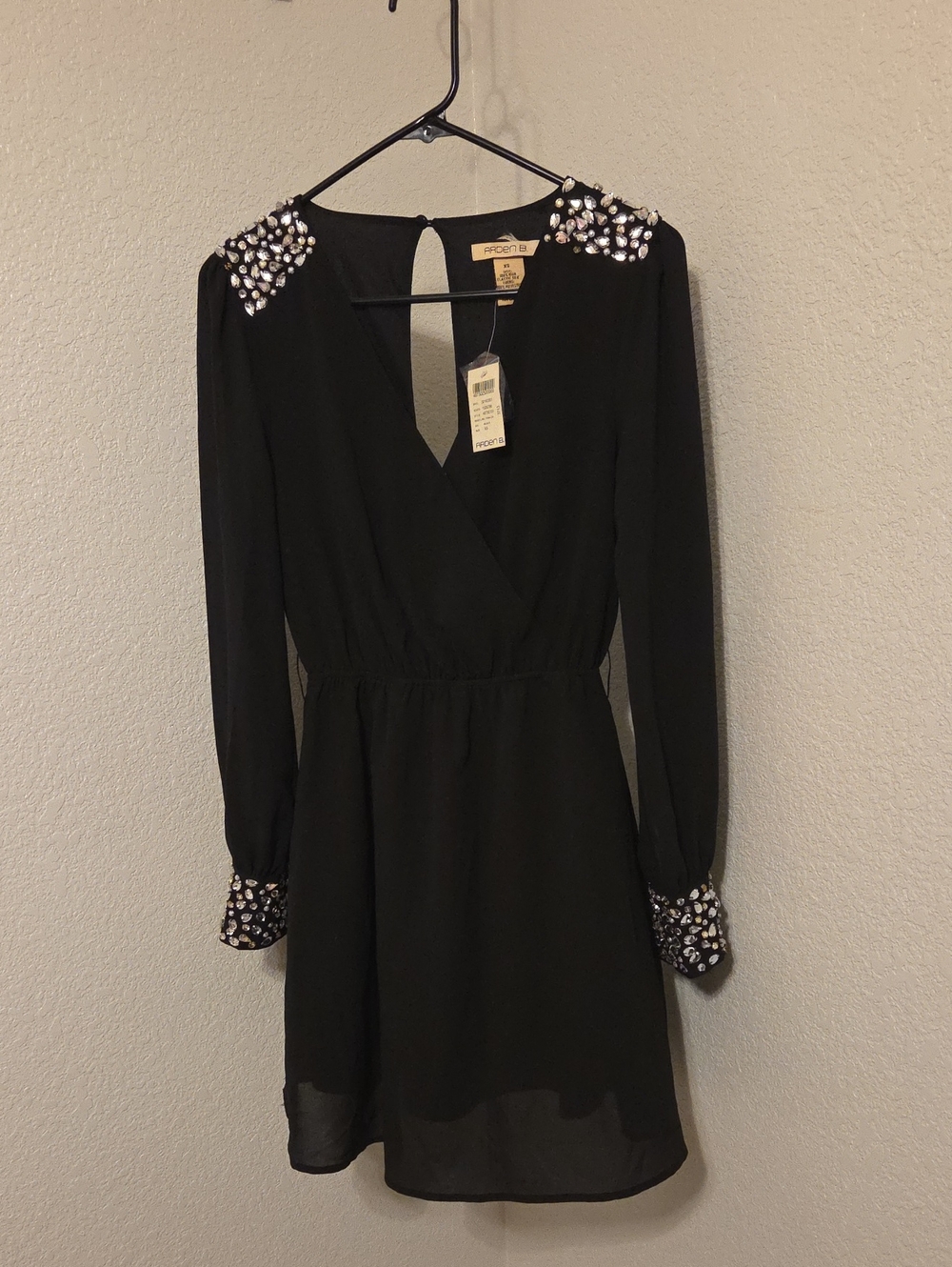 Arden B Vintage Black Long-Sleeve Embellished Elastic Silk Dress